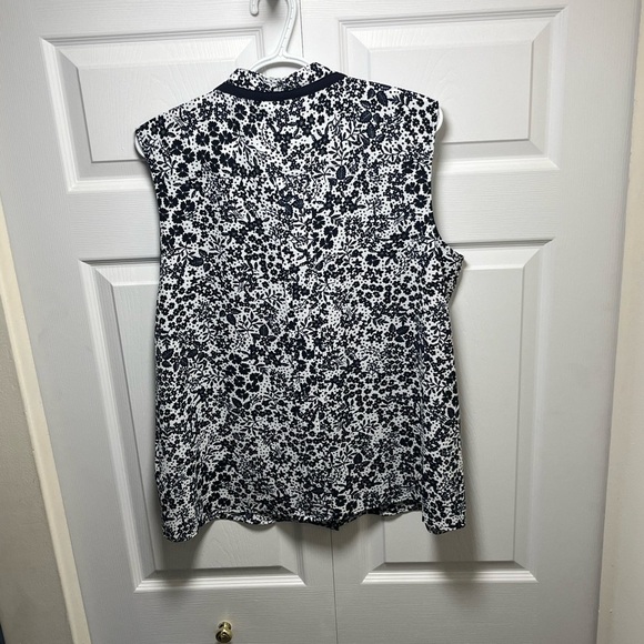 Tommy Hilfiger Navy and White Buttoned Blouse with Mandarin Collar - Picture 2 of 6